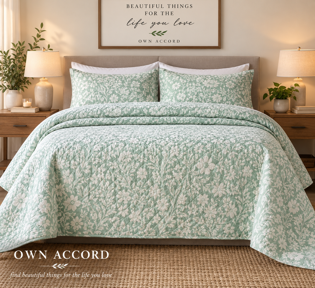 Green Botanical Reversible Quilt Set